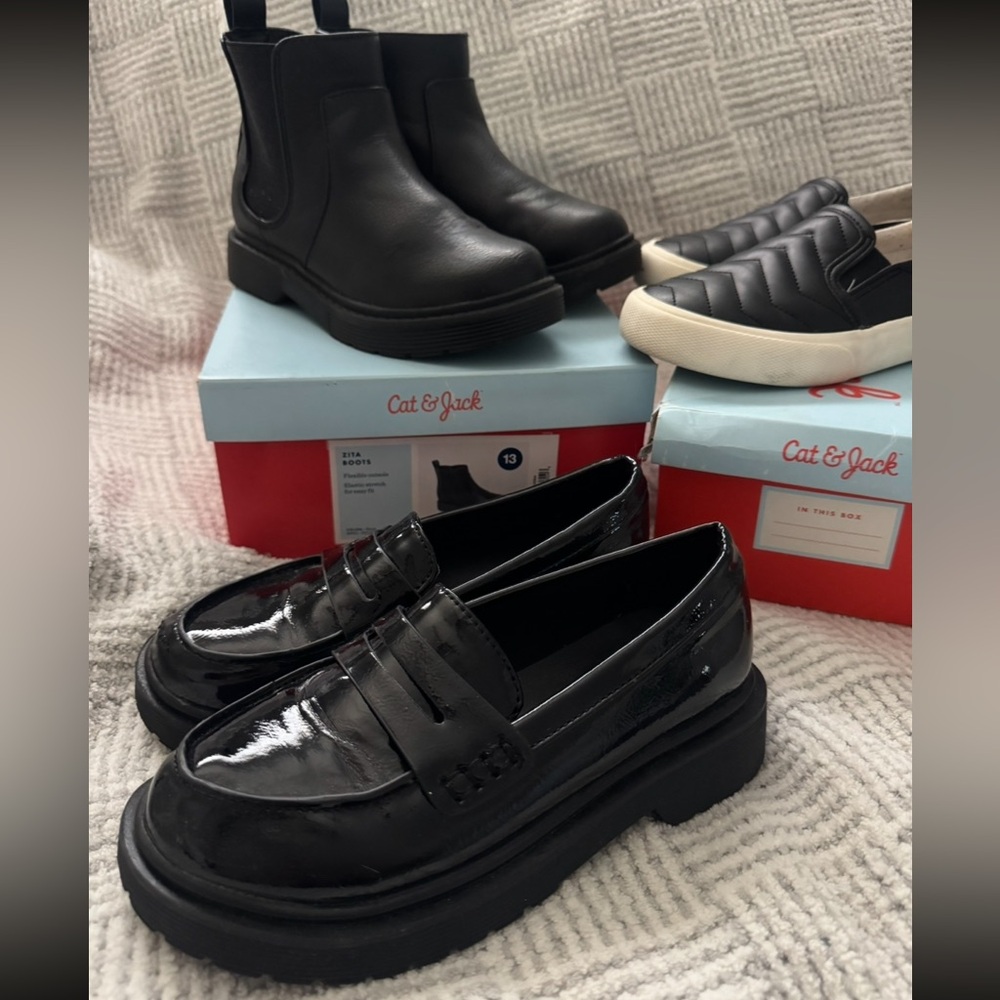 3 pair Girls shoes